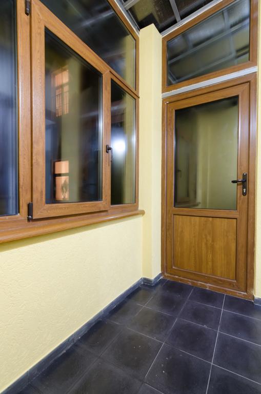 Alfa Apartments Krakivska 17 リヴィウ エクステリア 写真